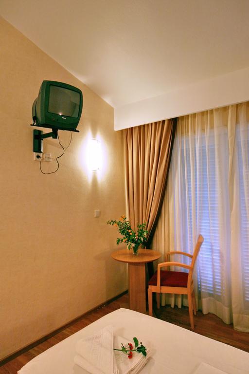 Sandy Bay Hotel Пломарион Номер фото