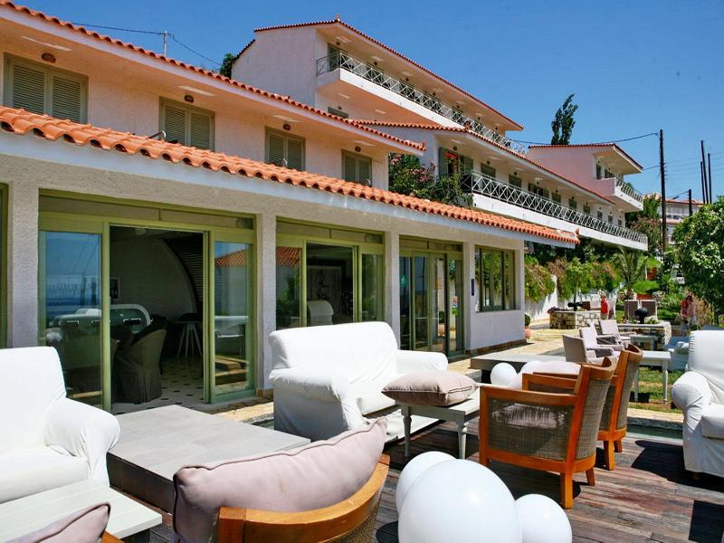 Sandy Bay Hotel Пломарион Экстерьер фото