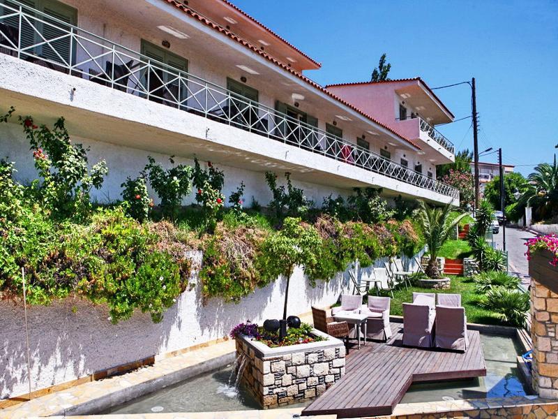 Sandy Bay Hotel Пломарион Экстерьер фото