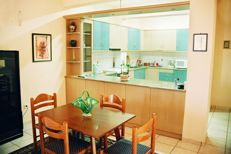 Sandy Bay Hotel Пломарион Экстерьер фото