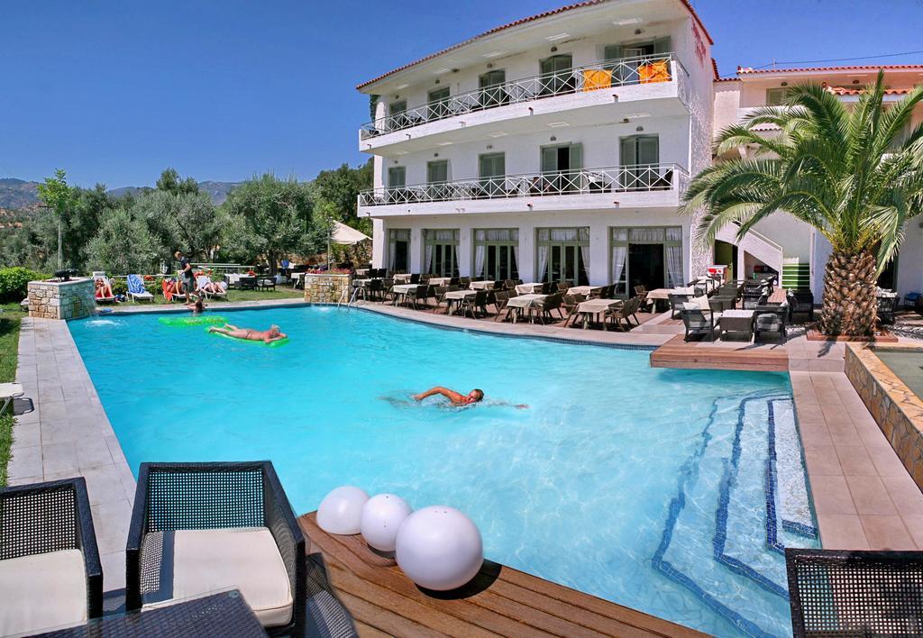 Sandy Bay Hotel Пломарион Экстерьер фото